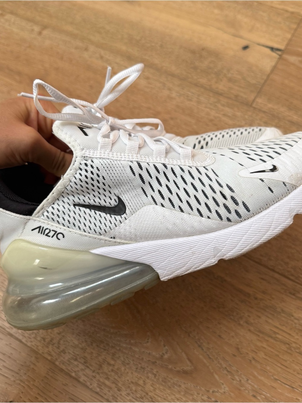 Nike White & Black Air 270 Running Sneakers Women’s Size 9 - Picture 5 of 10